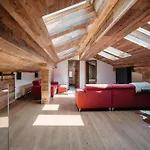 Апартаменти Mountain Bliss Duplex - Fee